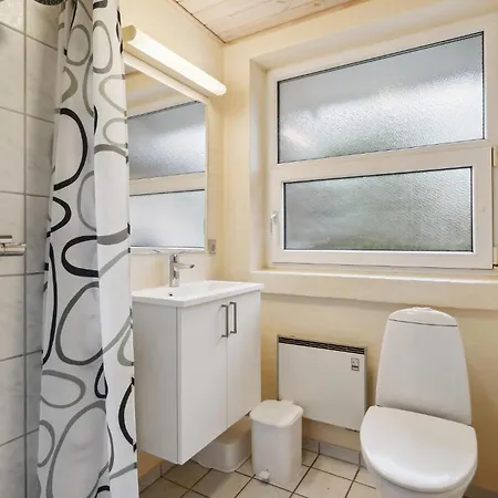4 Bedroom Lovely In Romo Rømø Kirkeby