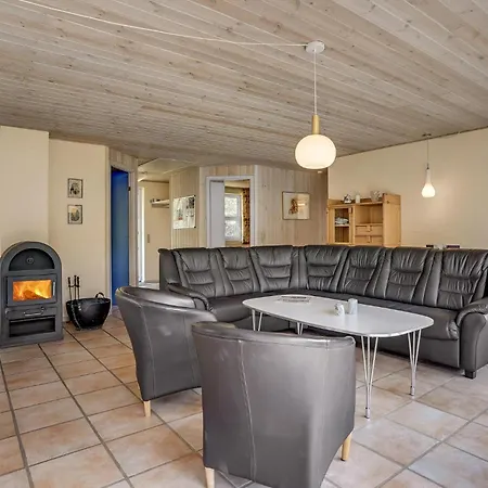 4 Bedroom Lovely In Romo Prázdninový dům